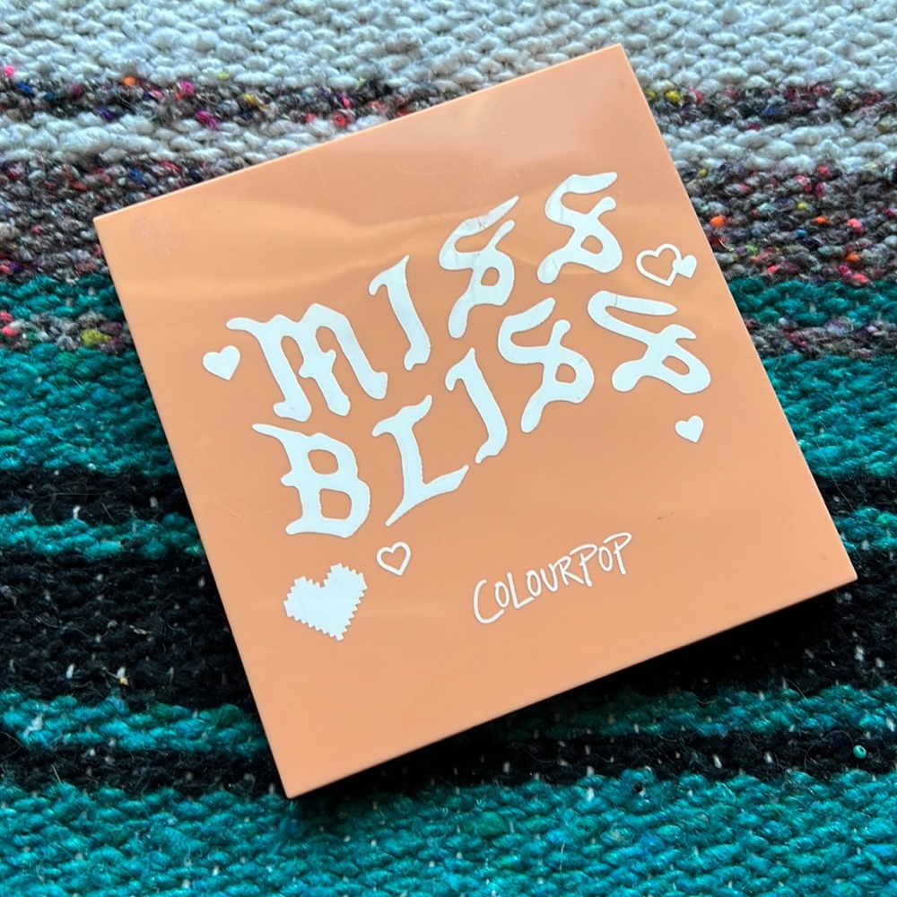 COLOURPOP Miss Bliss Palette